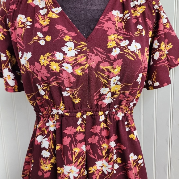 Maternity Short Flutter Sleeve Dress Isabel Maternity Maroon Floral Sz S - Picture 3 of 15